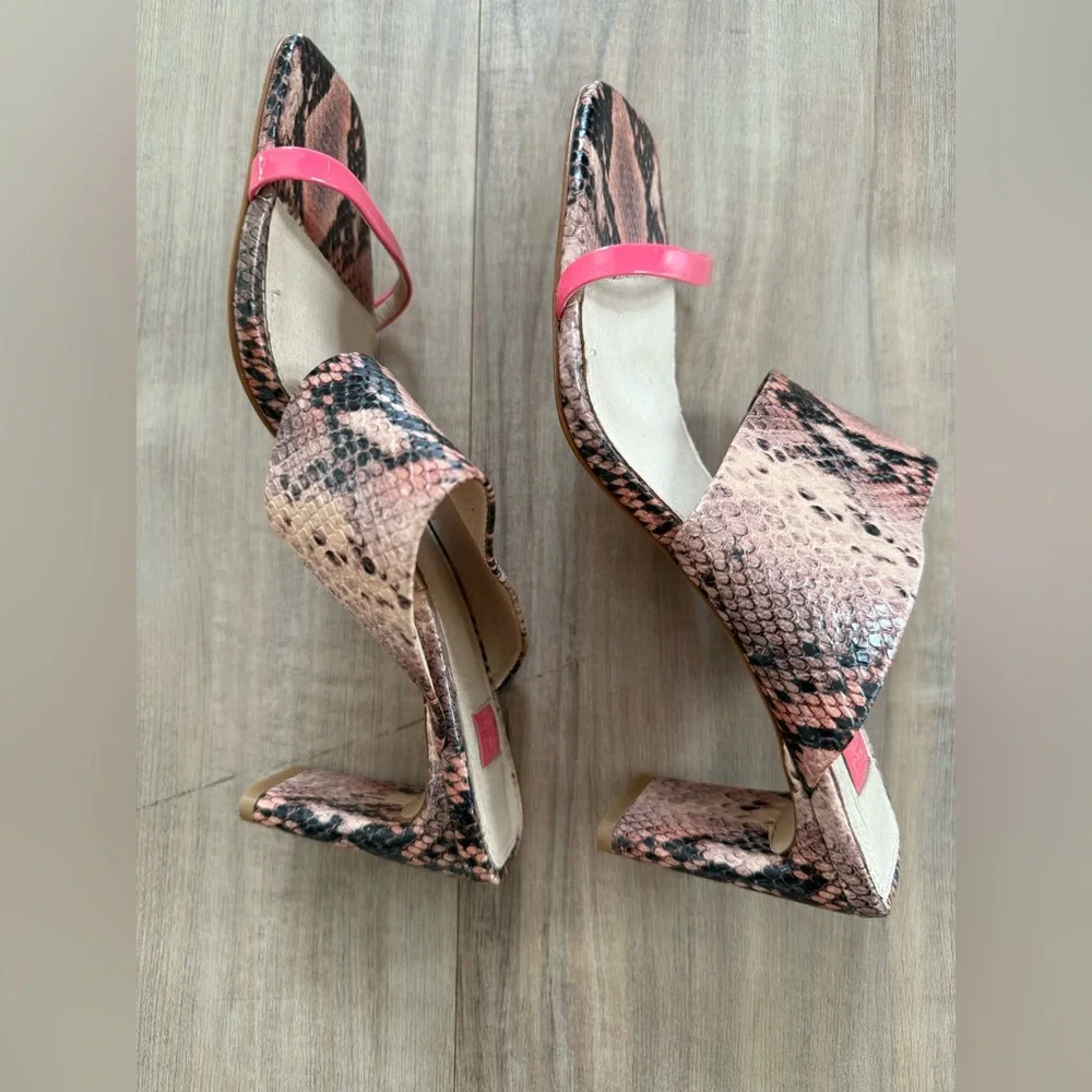 Louise et Cie Snake Skin Heels – Size 8.5 | Stylish Summer Shoes, Tan Pink - Picture 4 of 4